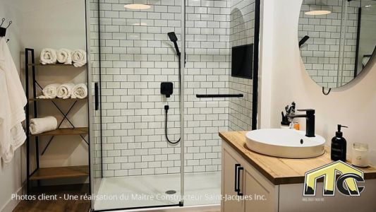 Bourgeoise - Salle de bain - Douche