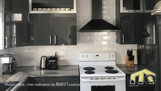 CUISINE NOIRE